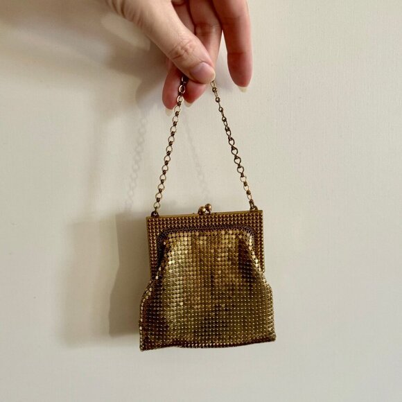 Vintage Whiting and Davis Tiny Gold Mesh Purse - Picture 7 of 7